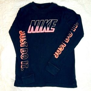 Nike boys black l/s t-shirt